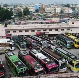 ஆம்னி பேருந்து கட்டண உயர்வால் பயணிகள் அதிர்ச்சி: அரசு விரைந்து நடவடிக்கை எடுக்கக் கோரிக்கை