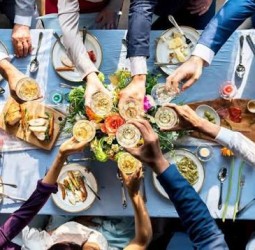 சில உணவுகளை அதிகமாக உண்ணும்போது ஏற்படும் நோய்கள்!