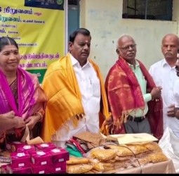 மக்களுடன் நேர்டு தொண்டு நிறுவனம், தீபாவளி கொண்டாடியது