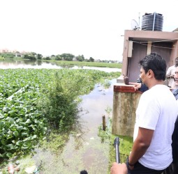 மேடவாக்கம் ஏரியின் நிலை குறித்து துணை முதல்வர் உதயநிதி நேற்று காலையில் ஆய்வு