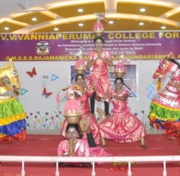 வே.வ.வன்னியப்பெருமாள் மகளிர் கல்லூரியில் கலைப் போட்டிகள்