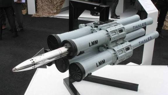 ரூ.4,100 கோடியில் இலகு ரக ஏவுகணை வாங்க இங்கிலாந்து நிறுவனத்துடன் ஒப்பந்தம்