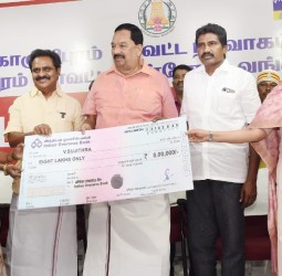 காஞ்சிபுரம் கீழம்பி தனியார் பொறியியல் கல்லூரியில் நடந்த கல்விக்கடன் முகாம்