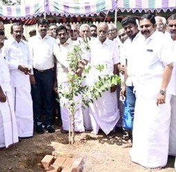 சிவகிரியில் முதலமைச்சரின் சிறு விளையாட்டரங்கம் அமைக்கும் பணி
