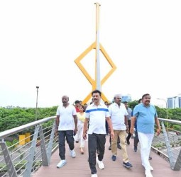 மேம்படுத்தப்பட்ட தொல்காப்பியப் பூங்கா: ஸ்டாலின் பார்வையிட்டார்