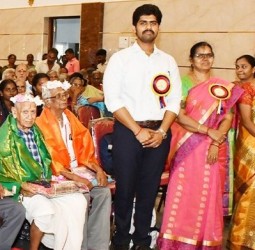 திருவள்ளூரில் சர்வதேச முதியோர் தின விழா