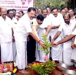 தியாகி கொடிகாத்த குமரனுக்கு திருவுருவச் சிலையுடன் கூடிய மணிமண்டபம் அமைக்கும் பணி