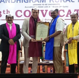 காந்திகிராம கிராம பல்கலைக்கழகத்தில் நடந்த 38வது பட்டமளிப்பு விழா