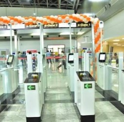 திருச்சி விமான நிலையத்தில் புதிய வசதி: திருச்சி எம்பி துரை வைகோ நேரில் ஆய்வு