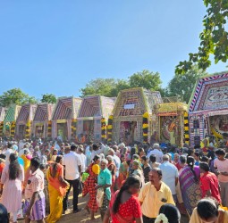 12 அம்மன் சப்பரங்கள் அணிவகுப்பு