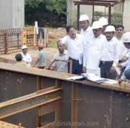 பெரியபாளையம் அருகில் உள்ள பென்னார் இரும்பு தொழிற்சாலையில் அமைச்சர் எ.வ.வேலு நேரில் ஆய்வு