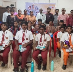 தூத்துக்குடியில் நடைபெற்ற தேசிய அஞ்சல் வார விழா