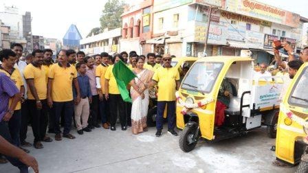 மாநகராட்சிக்கு தூய்மை பணிக்காக 10 பேட்டர் வாகனங்கள்