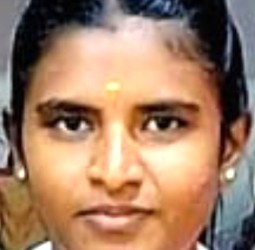 சிலம்பத்தில் தங்கம் வென்ற மாணவி