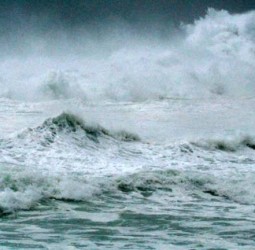 நடுக் கடல்