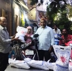 நலத்திட்ட உதவிகள் வழங்கும் நிகழ்ச்சி