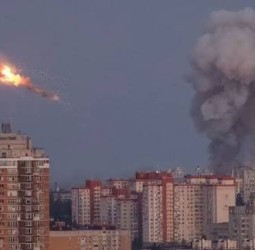 உக்ரைனுடன் அமைதி பேச்சை நிறுத்தியதாக ரஷ்யா அறிவிப்பு