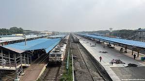 எழும்பூர் ரெயில் நிலையத்தில் பராமரிப்புப் பணி பாண்டியன், சோழன், மலைக்கோட்டை ரெயில்கள்