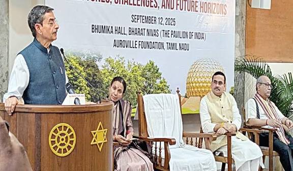 தமிழகத்தில் வகுப்புவாதிகளால் பாகுபாடு ஏற்படுத்தப்படுகிறது: ஆளுநர் ஆர்.என்.ரவி வேதனை