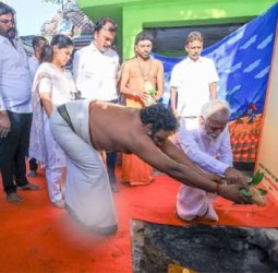 பெரம்பூர் சேமாத்தம்மன் கோயிலில் ரூ.75 லட்சம் செலவில் திருப்பணிகள் அமைச்சர் பி.கே.சேகர்பாபு துவக்கினார்