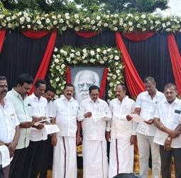 வேலூரில் திமுக சார்பில் தந்தை பெரியார் பிறந்தநாள் விழா!