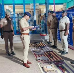 காட்பாடி அருப்புமேடு சாலையில் நடந்த 'உங்களுடன் ஸ்டாலின்' திட்ட முகாம்