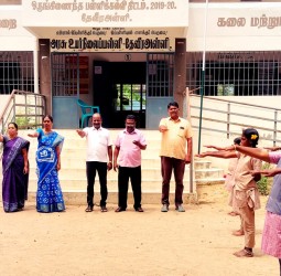 காவேரிப்பட்டினம் ஒன்றியம் தேவீரஅள்ளி அரசு உயர்நிலைப் பள்ளியில் உலக ஓசோன் தினம்