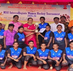 ஆக்கிப் போட்டியில்  எஸ்டிசி மாணவிகள் முதலிடம்