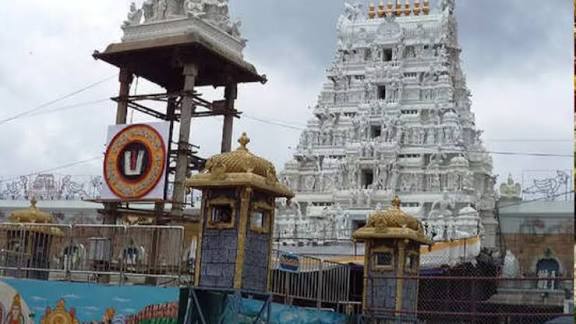 புரட்டாசி முதல் சனிக்கிழமை; திருப்பதியில் 82,042 பேர் தரிசனம்