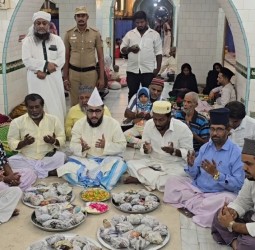 இந்திய கம்யூனிஸ்ட் கட்சியின் பொதுச்செயலாளராக டி.ராஜா மீண்டும் தேர்வு செய்யப்பட்டதை தொடர்ந்து சிறப்பு பிரார்த்தனை