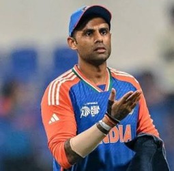 பஹல்காம் தாக்குதல், ஆபரேஷன் சிந்தூர் குறித்த கருத்து: சூர்யகுமாருக்கு 30% அபராதம்