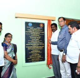 இடையாத்தூர் கிராமத்தில் சென்னை அணுமின் நிலைய பெருநிறுவன சமுக பொறுப்புக்குழு திட்டத்தின் கீழ் ரூ.66. லட்சம் மதிப்பில் புதிதாக கட்டப்பட்ட அரசு தொடக்கப்பள்ளி