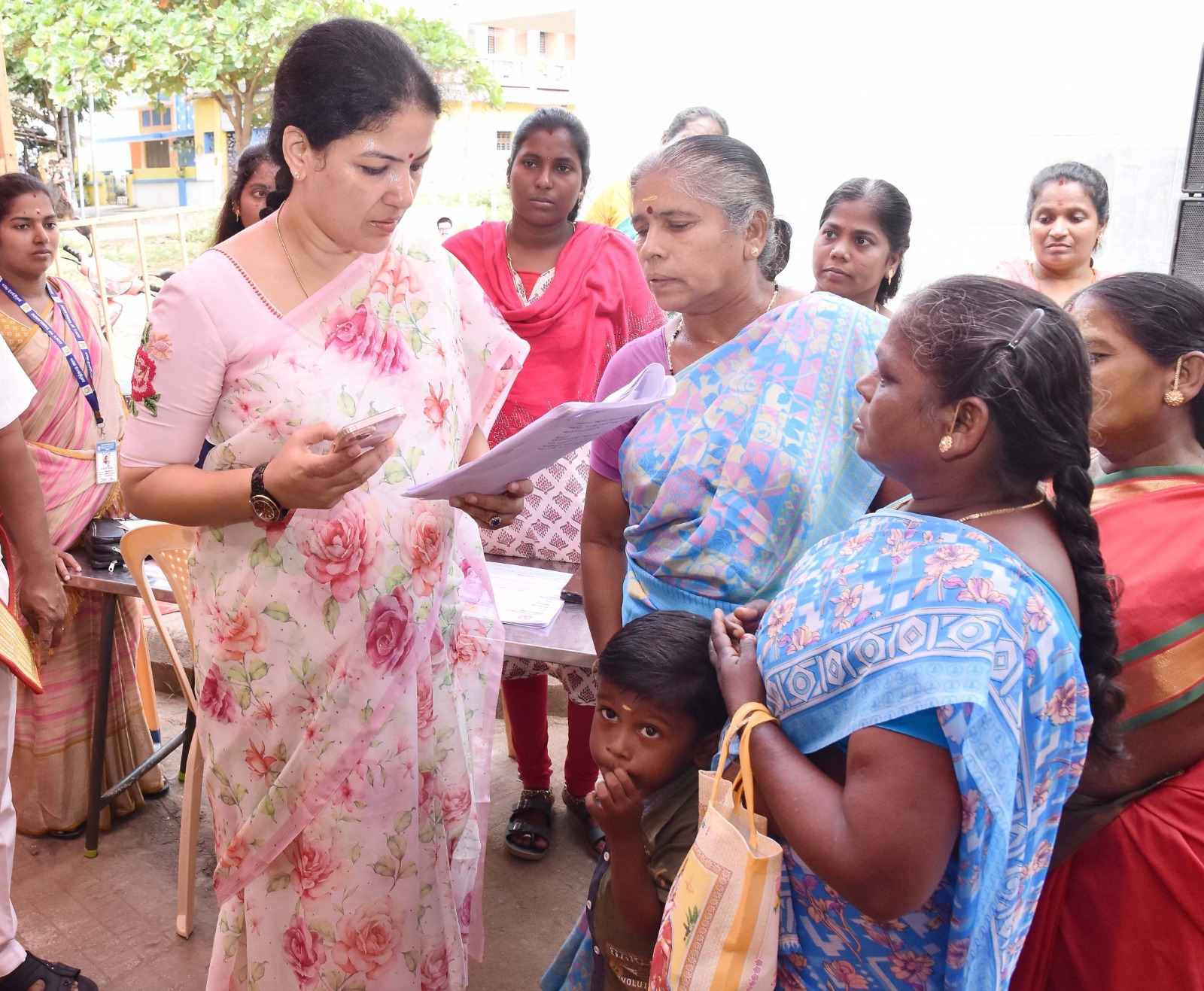 காஞ்சிபுரத்தில் நடைபெற்ற உங்களுடன் ஸ்டாலின் திட்ட முகாமை