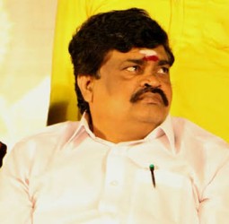 விஜய்க்கு வந்ததை விட ரஜினி, அஜித்தை பார்க்க கூட்டம் வரும்: கே.டி.ராஜேந்திர பாலாஜி