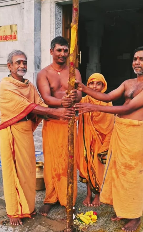 உக்கல் அருள்மிகு மடாவளம் ஸ்ரீ காமாட்சி அம்பாள் கோயிலில் நவராத்திரி பூஜை முன்னிட்டு பந்தக்கால் நடும் வைபவம்: