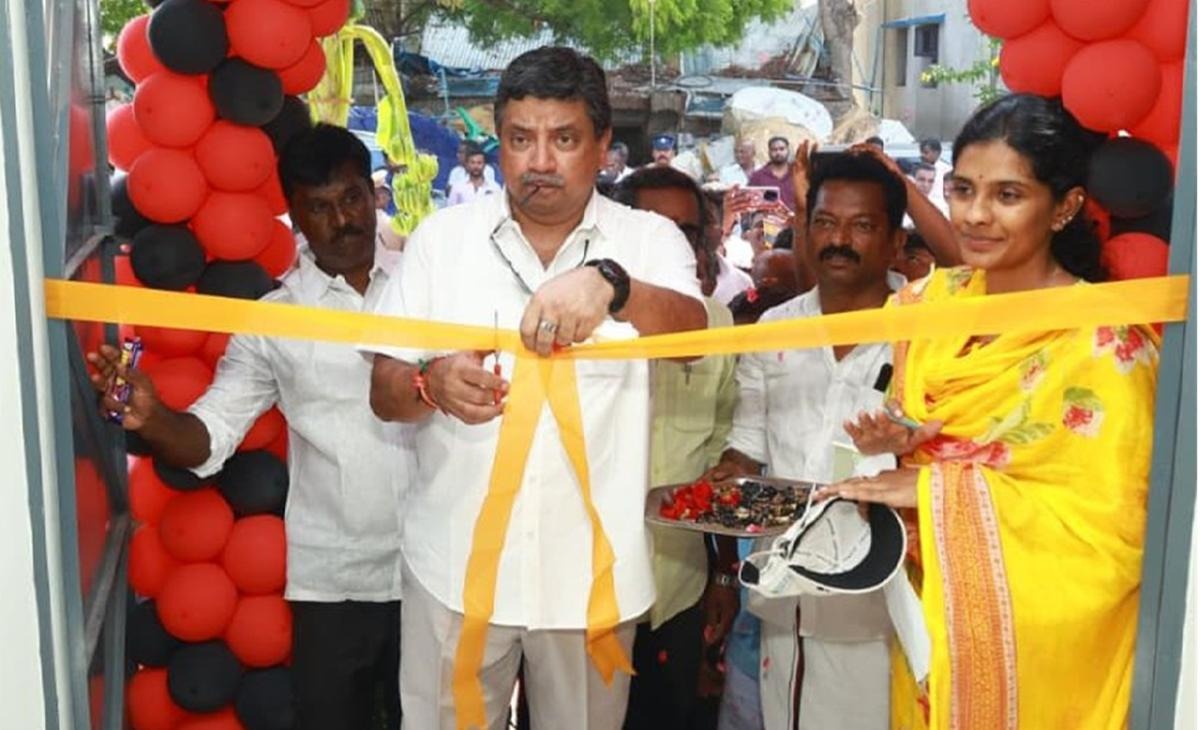 மாநகராட்சி 21-வது வார்டில் புதிதாக கட்டிய சமுதாயக்கூடத்தை அமைச்சர் பழனிவேல் தியாகராஜன் திறந்து வைத்தார்