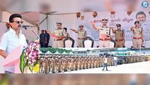 காவலா் தினம்: தமிழக முதல்வா் ஸ்டாலின் தலைமையில் போலீஸாா் உறுதிமொழி ஏற்பு