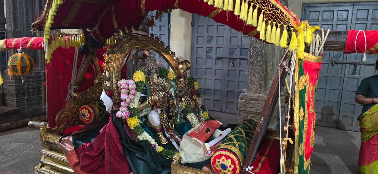 மதுரை மீனாட்சி அம்மன் கோயில் ஆவணி மூலத் திருவிழா