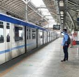 மெட்ரோ நிலையங்களில் கூடுதல் இணைப்பு வாகனம்: தனி துணை நிறுவனம் அமைக்க முடிவு