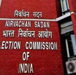 தேர்தல் ஆணையம் ரத்து செய்த 42 தமிழக கட்சிகள் எவை?