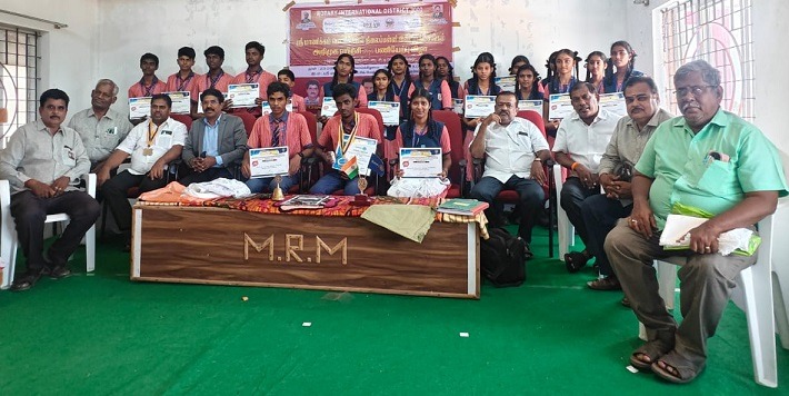 ஸ்ரீ மாணிக்கம் மெட்ரிக் மேல்நிலைப்பள்ளி இன்ட்ராக்ட் சங்கம் பணி ஏற்பு விழா