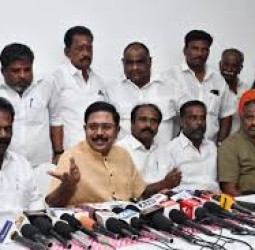 நயினார் நாகேந்திரனுக்கு கூட்டணி கட்சிகளை சரியாக கையாளத் தெரியவில்லை: டிடிவி தினகரன்