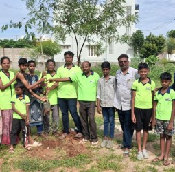 கிரீன் பவுண்டேஷன் சார்பாக 234 ஆவது வார மரக்கன்றுகள் நடும் விழா