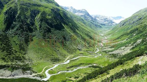 இயற்கை, கலாச்சாரம், மற்றும் சாகசம் நிறைந்த பயணம்!