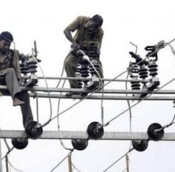 மின் வாரியத்தில் 10,000 ‘கேங்மேன்’களுக்கு பதவி உயர்வு கிடைக்குமா?