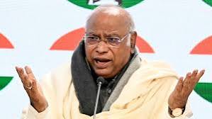 பாஜக பின்னணியில் தேர்தல் ஆணையம்’ - வாக்கு திருட்டு விவகாரத்தில் கார்கே விமர்சனம்