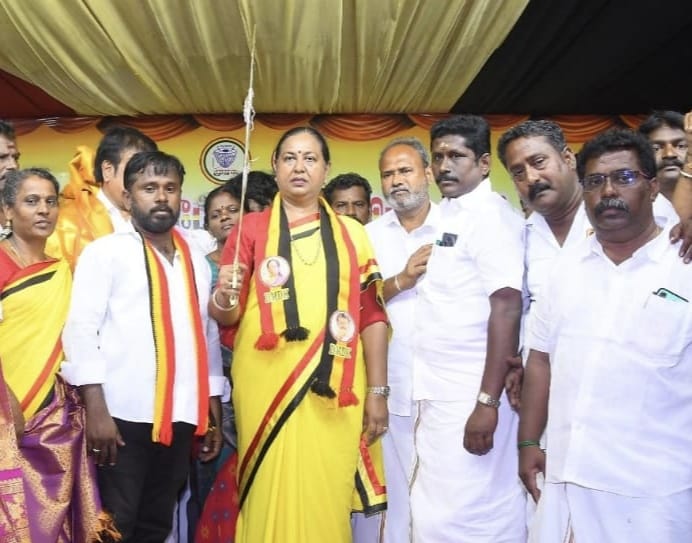நிர்வாகிகள் வராததால் பிரேமலதா 'டென்ஷன்'