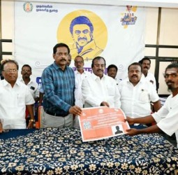 மல்லவாடி கிராமத்தில் உங்களுடன் ஸ்டாலின் முகாம்.......