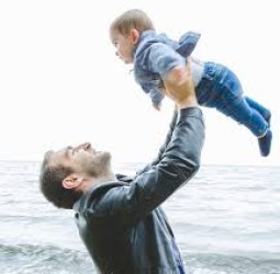 தந்தையுமானவள்