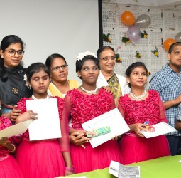 சேலம் அரசு மோகன் குமாரமங்கலம் மருத்துவக்கல்லூரி மருத்துவமனையில் கண்தான விழிப்புணர்வு வார நிறைவு விழா